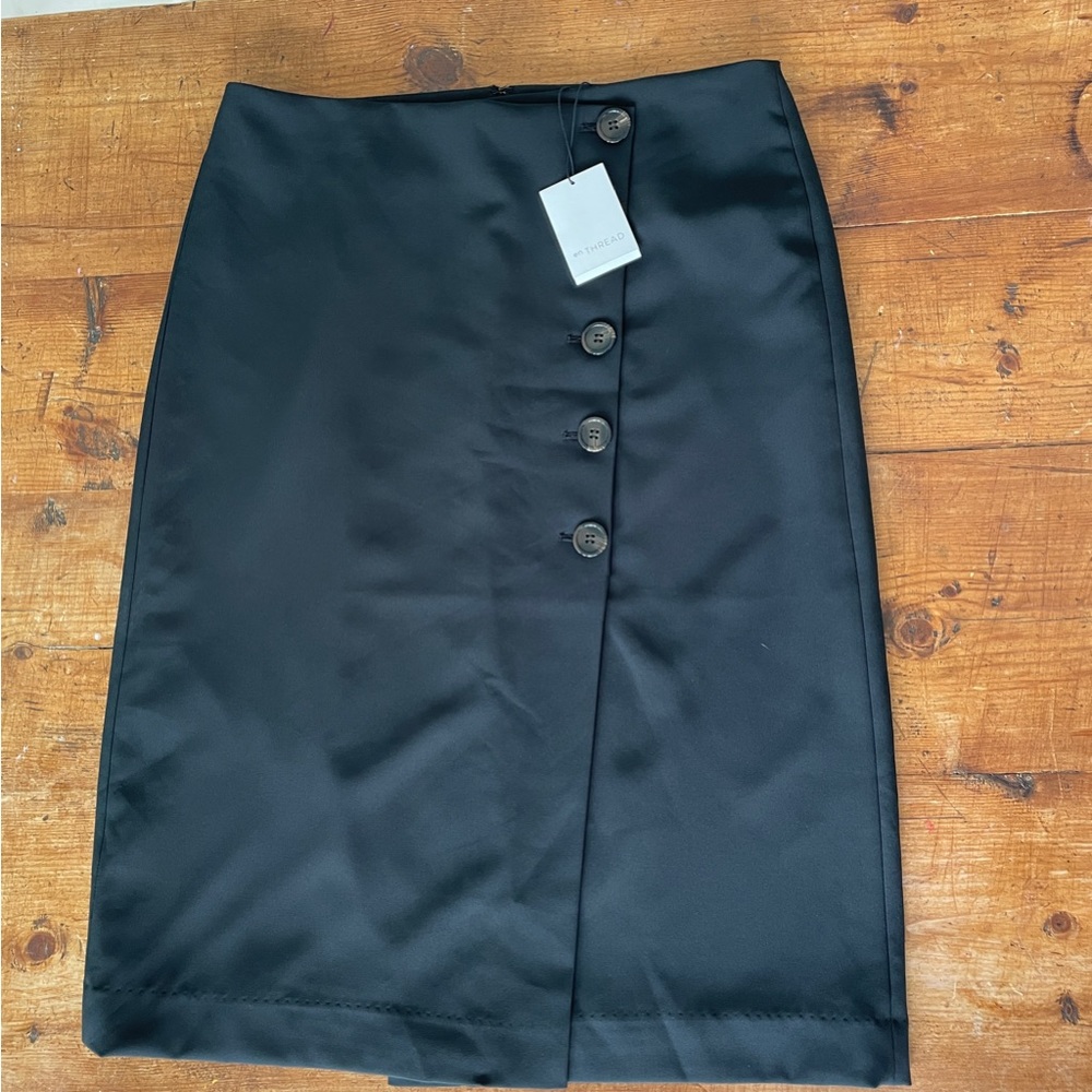 enTHREAD black lined skirt